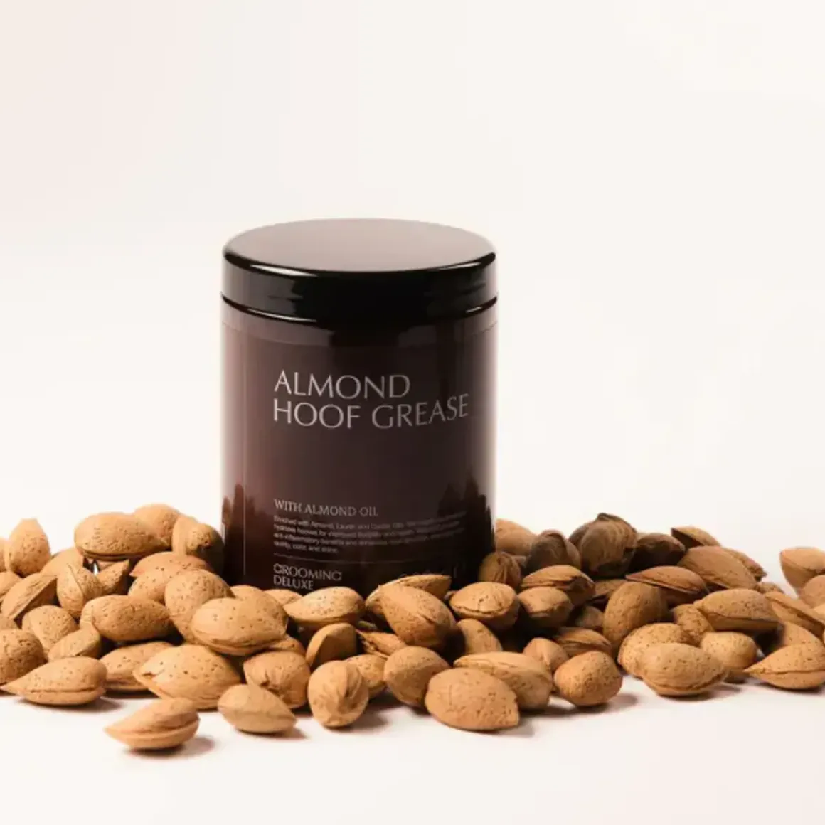 Grooming Deluxe Almond Hoof Grease - 900ml