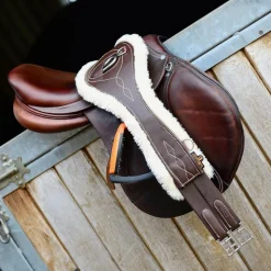 Kentucky Anatomisk gjord m/saueskinn