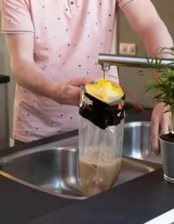 Knock Off fly trap pro