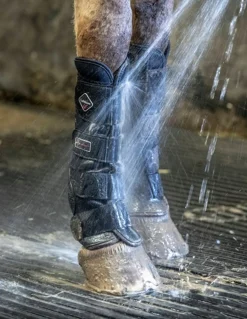 LM Turnout Boots